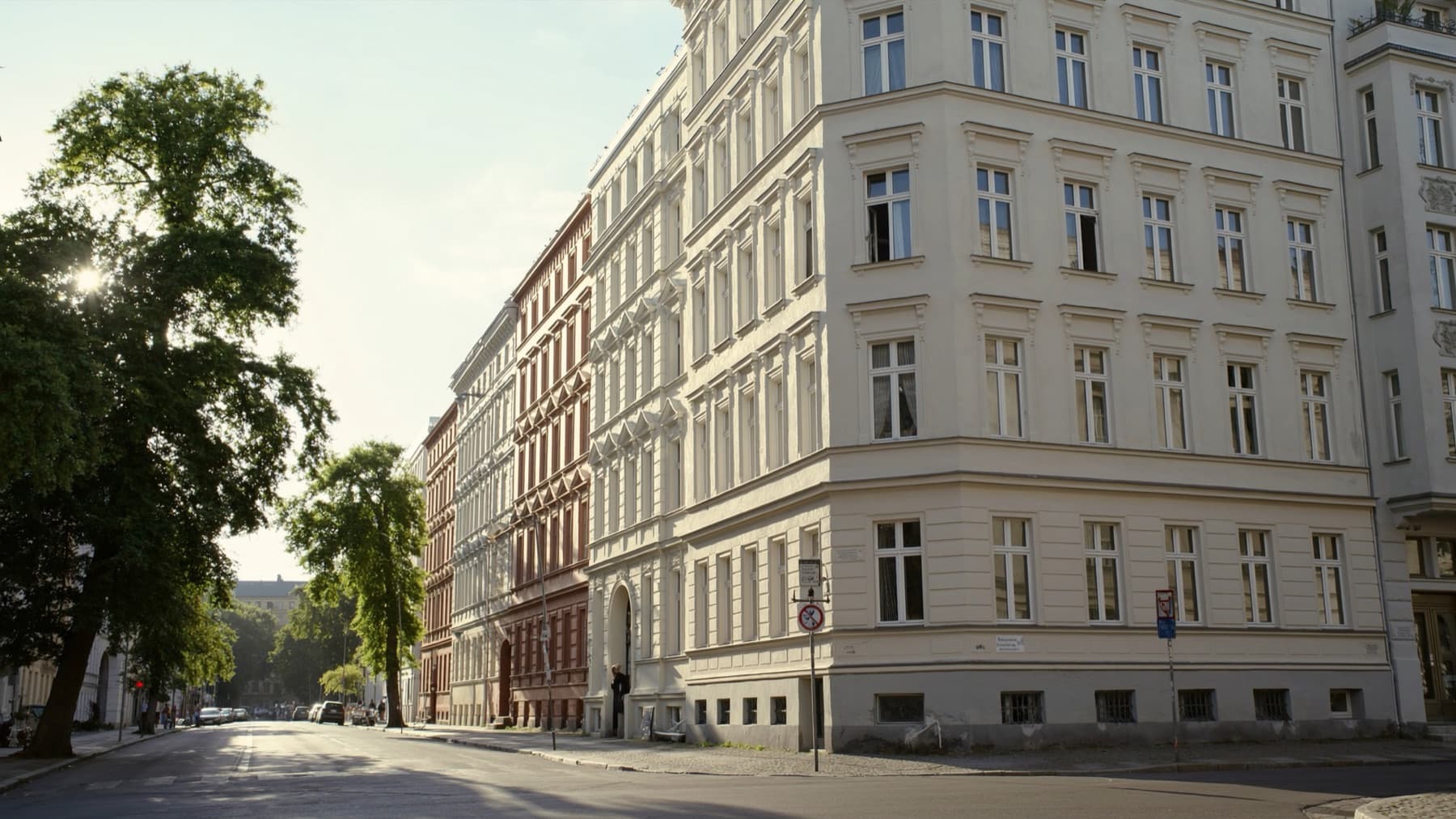 Ruhige Wohnstraße mit sanierten Altbauten